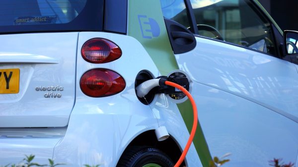 Cât te costă întreținerea unei mașini electrice în România
